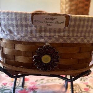 Longaberger woven memories basket with stand